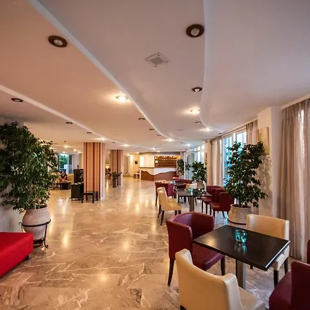Отель Costa Angela Seaside 3*