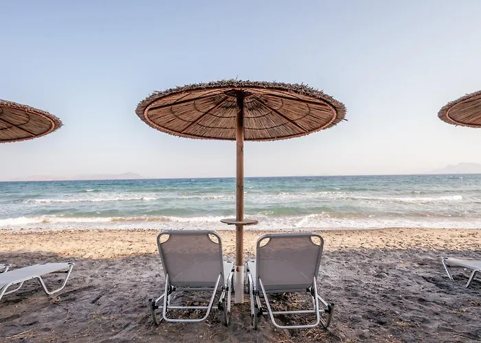 Costa Angela Seaside Hotell 3*